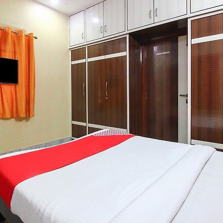 Collection O Madhapur Hotel Kondapur  Екстериор снимка